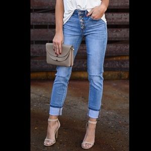 KANCAN EXPOSED BUTTON JEANS - ARI WASH